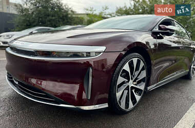 Седан Lucid Air 2023 в 