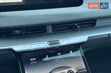 Седан Lucid Air 2023 в 