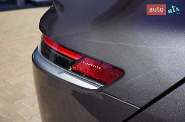 Седан Lucid Air 2023 в 