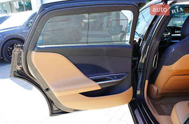 Седан Lucid Air 2023 в 