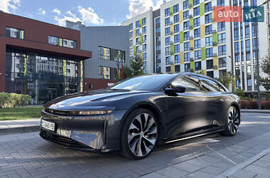Седан Lucid Air 2022 в Львові