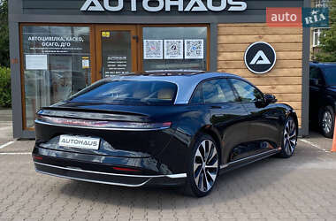 Седан Lucid Air 2022 в 