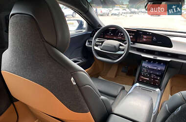 Седан Lucid Air 2022 в 