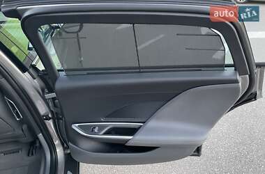 Седан Lucid Air 2023 в 