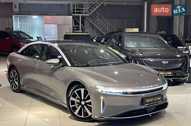 Седан Lucid Air 2023 в 