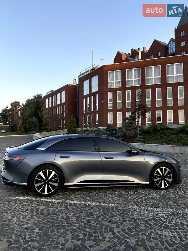 Седан Lucid Air 2023 в Днепре