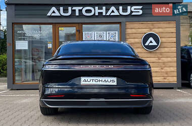 Седан Lucid Air 2022 в 