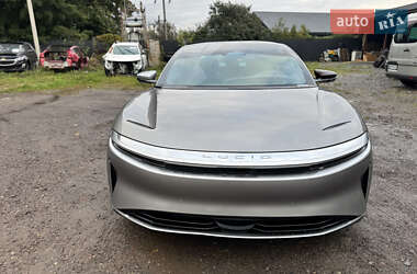 Седан Lucid Air 2022 в 