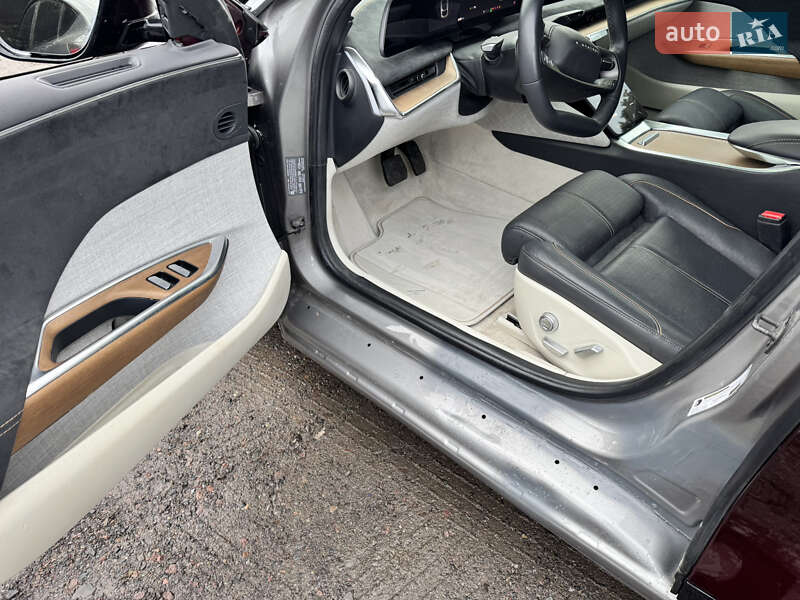 Седан Lucid Air 2022 в Ровно