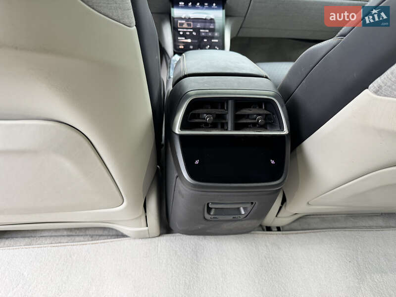 Седан Lucid Air 2022 в Ровно