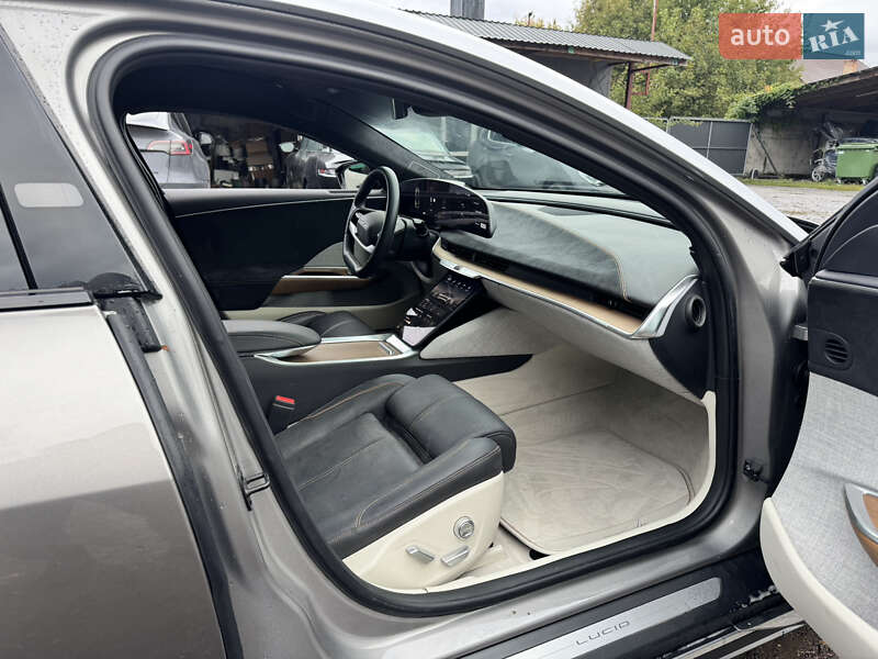 Седан Lucid Air 2022 в Ровно