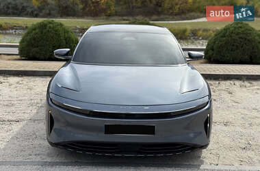 Седан Lucid Air 2023 в 