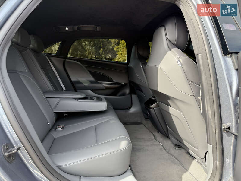 Седан Lucid Air 2023 в Днепре