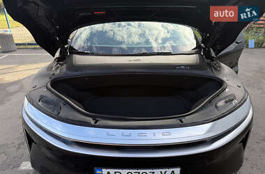 Седан Lucid Air 2023 в 