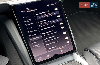 Седан Lucid Air 2024 в 