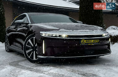 Седан Lucid Air 2022 в Львове