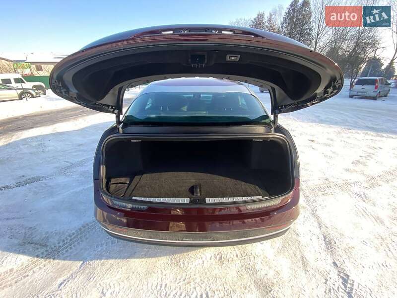 Седан Lucid Air 2023 в Ивано-Франковске