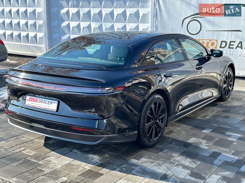 Седан Lucid Air 2024 в Киеве