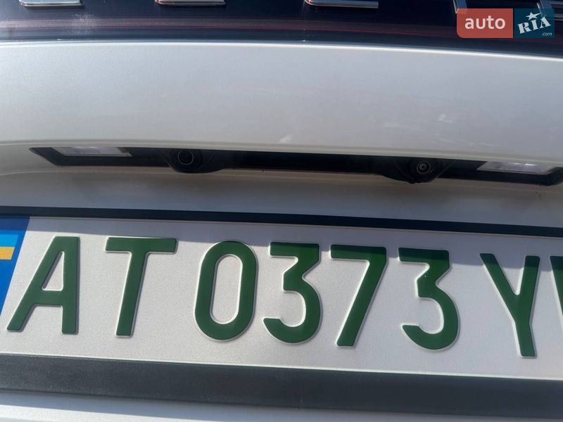 Седан Lucid Air 2023 в Ивано-Франковске