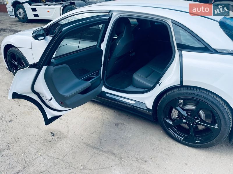 Седан Lucid Air 2024 в Киеве