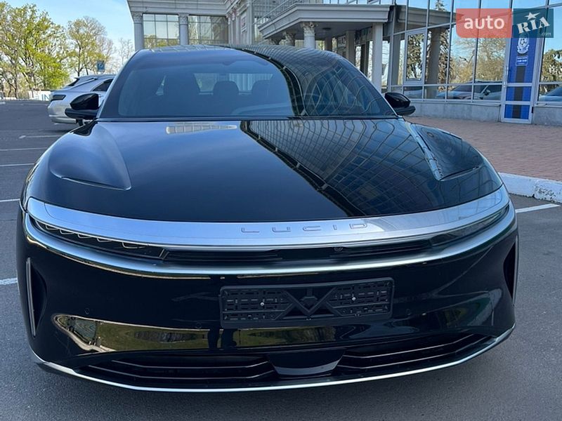 Lucid Air 2024