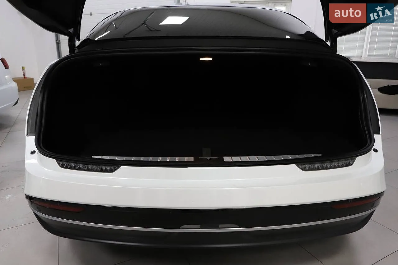 2022 Lucid Air Concept - мініатюра 42
