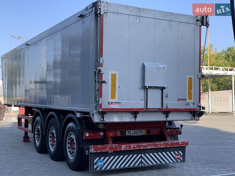 Полуприцеп Luck SKF 2009 в Виннице