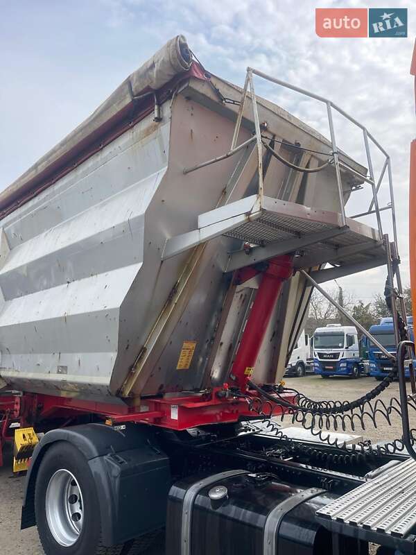Самосвал полуприцеп Luck SKF 2014 в Черновцах