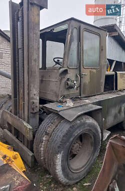 Вилочный погрузчик Львовский погрузчик 40.3061 1990 в Киеве