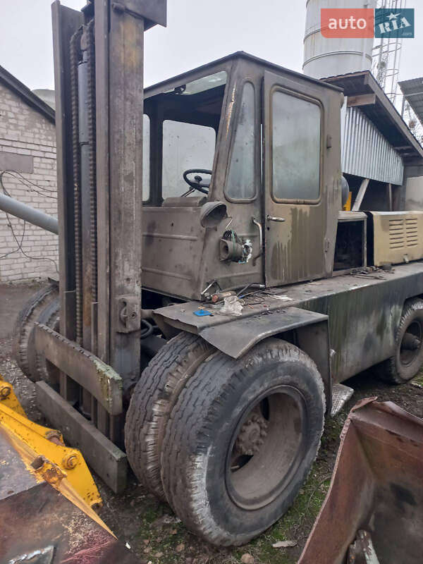 Львовский погрузчик 40.3061 1990