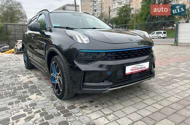 Внедорожник / Кроссовер Lynk&Co 01 2022 в 