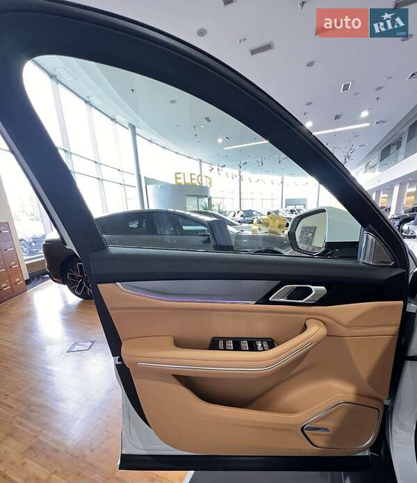 Позашляховик / Кросовер Lynk&Co 09 2024 в Дніпрі