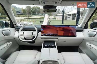 Позашляховик / Кросовер Lynk&Co 900 2025 в 