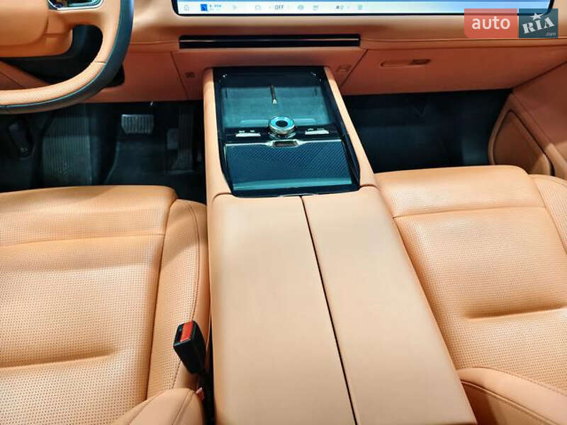 Внедорожник / Кроссовер Lynk&Co 900 2025 в Киеве