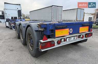 Контейнеровоз полуприцеп M&V Euro 902 2007 в Ровно