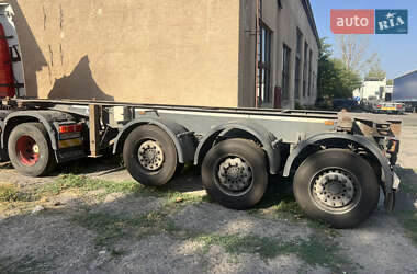 Контейнеровоз полуприцеп MAFA SAK H40 18 73E 2002 в Черноморске