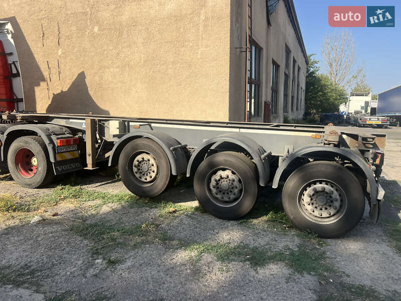 Контейнеровоз полуприцеп MAFA SAK H40 18 73E 2002 в 