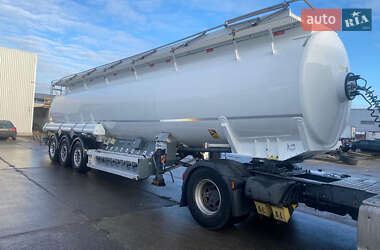 Цистерна напівпричіп Magyar S38DD3 2007 в Києві
