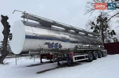 Цистерна напівпричіп Magyar SMFF 2002 в Вінниці