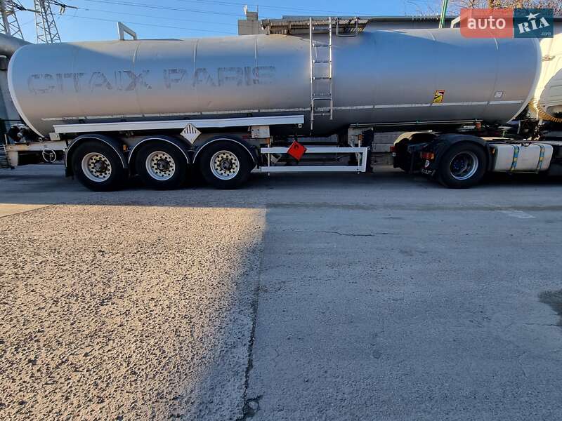 Цистерна полуприцеп Magyar SR34E 2001 в Киеве