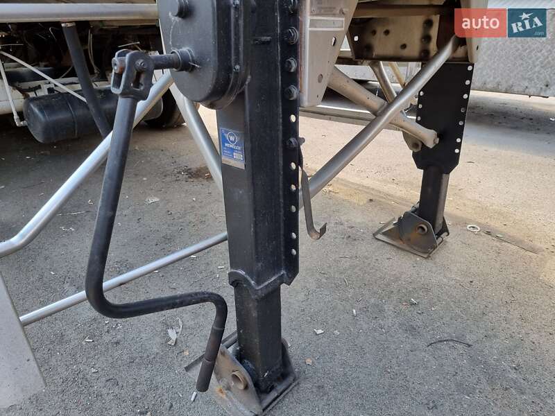 Цистерна полуприцеп Magyar SR34E 2001 в Киеве