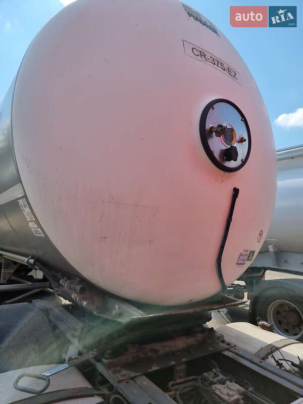 Цистерна полуприцеп Magyar SR34E 2001 в Киеве