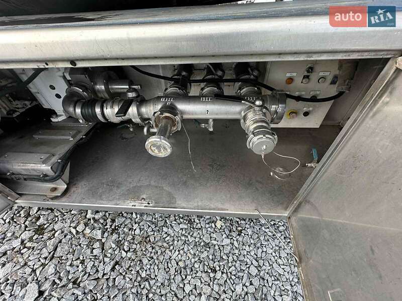 Цистерна напівпричіп Magyar SR34ES 1998 в Дубні