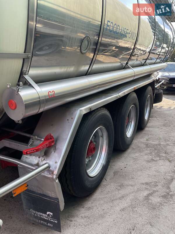 Цистерна полуприцеп Magyar SR34ES 1993 в Киеве