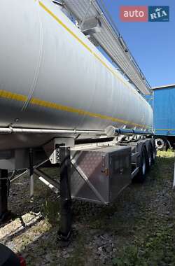 Цистерна полуприцеп Magyar SR34ES 2006 в 