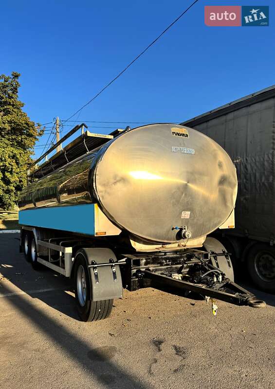 Цистерна Magyar SR3MEB 1997 в Николаеве фото 2 Цистерна Magyar SR3MEB 1997 в Николаеве