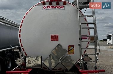 Цистерна полуприцеп Magyar SR 2001 в Виннице