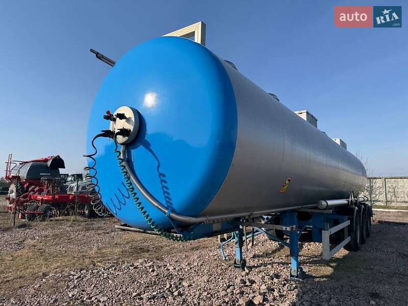 Цистерна Maisonneuv S338FG 2003 в Киеве