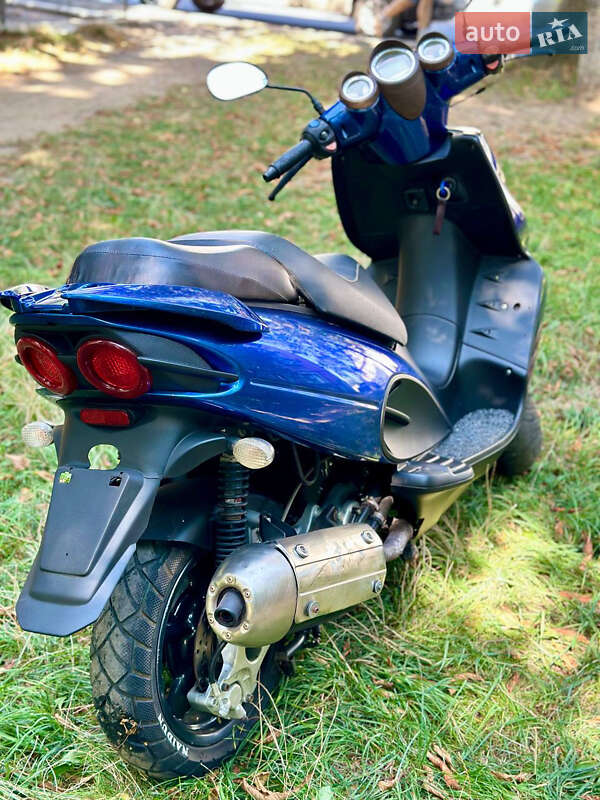 Макси-скутер Malaguti F12 2012 в Виннице фото 5 Макси-скутер Malaguti F12 2012 в Виннице