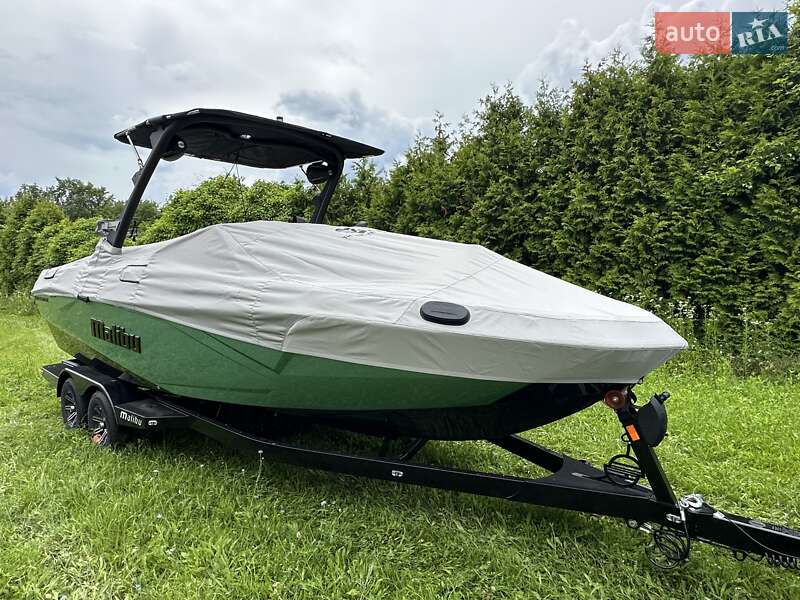 Катер Malibu Wakesetter 2024 в Києві